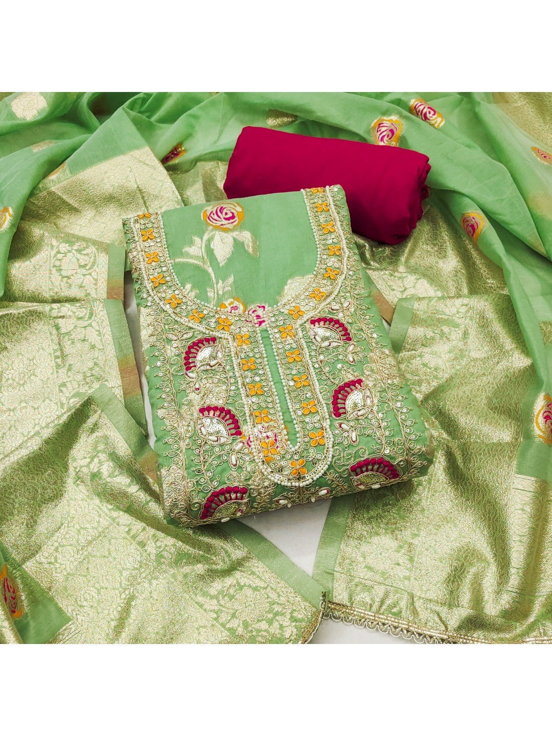 Green Cotton Silk Fabric with Elegant Zari Floral Pattern Weaving