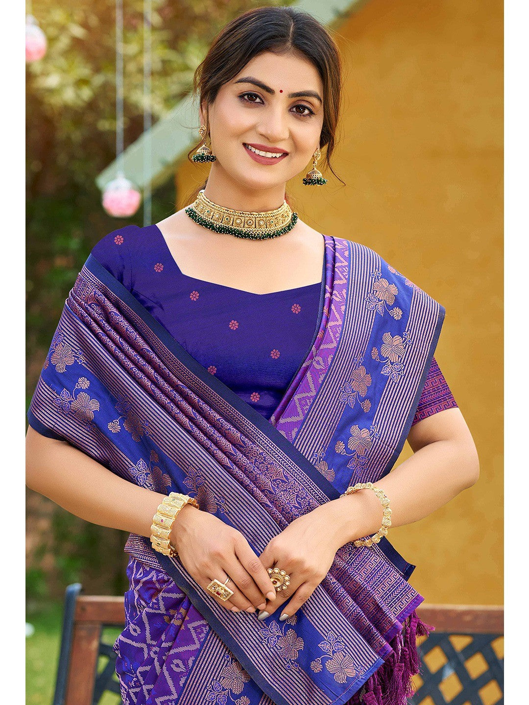 Ethnic Violet Floral & Geometric Zari Weaving Silk Blend Saree With Tassels Pallu