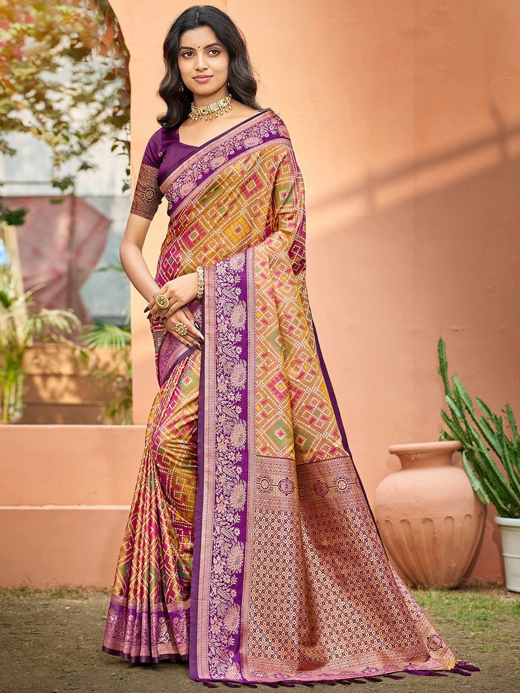 Timeless Dark Mustard Geometric & Floral Design Weaving Silk Blend Saree With Stylish Tassels Pallu