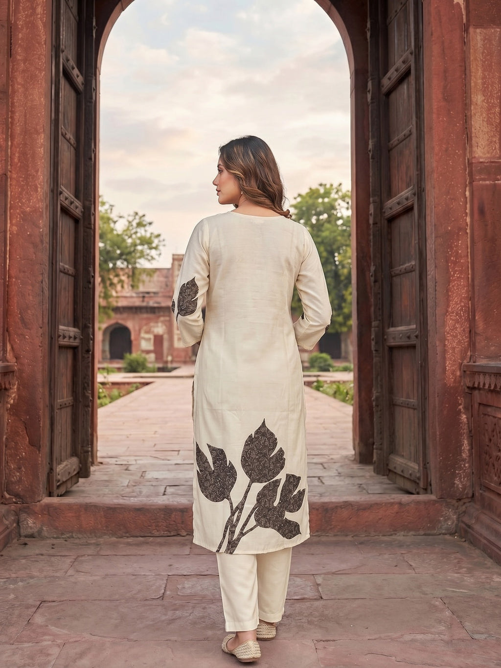 Cream Viscose Floral Embroidered Salwar Suit with Dupatta Ethnic Wear