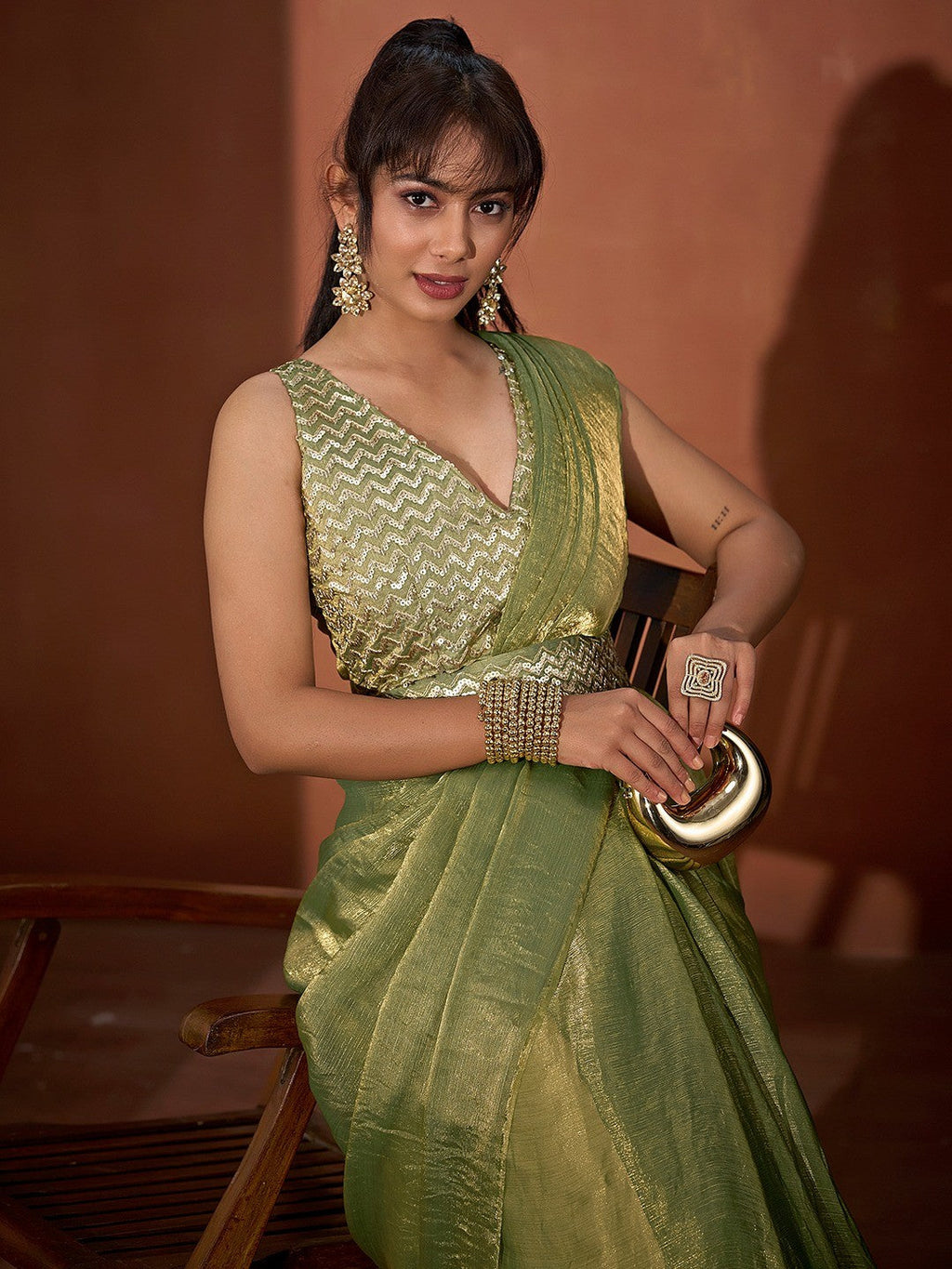 Trendy Pista Green Solid Art Silk Saree With Stylish Belt & Tassel Pallu Detailing