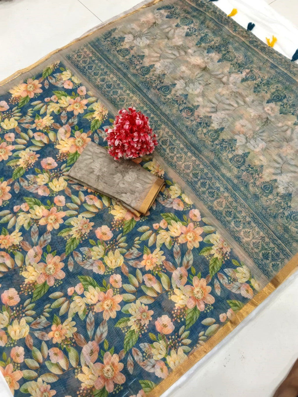Elegant Blue Floral Printed Linen Saree with Border Detail