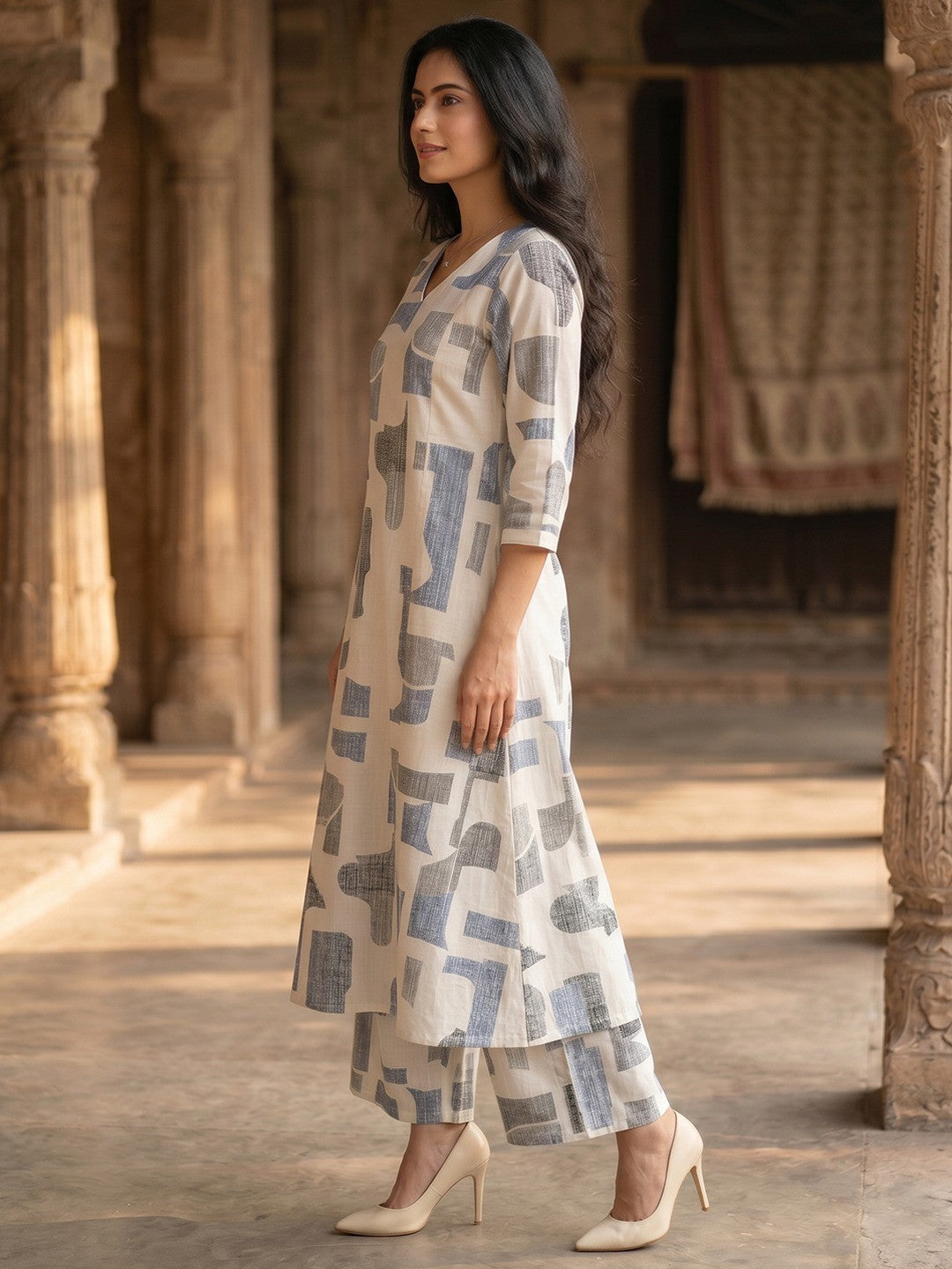 Blue Abstract Print Pure Cotton A-Line Top Bottom Set for Casual Wear