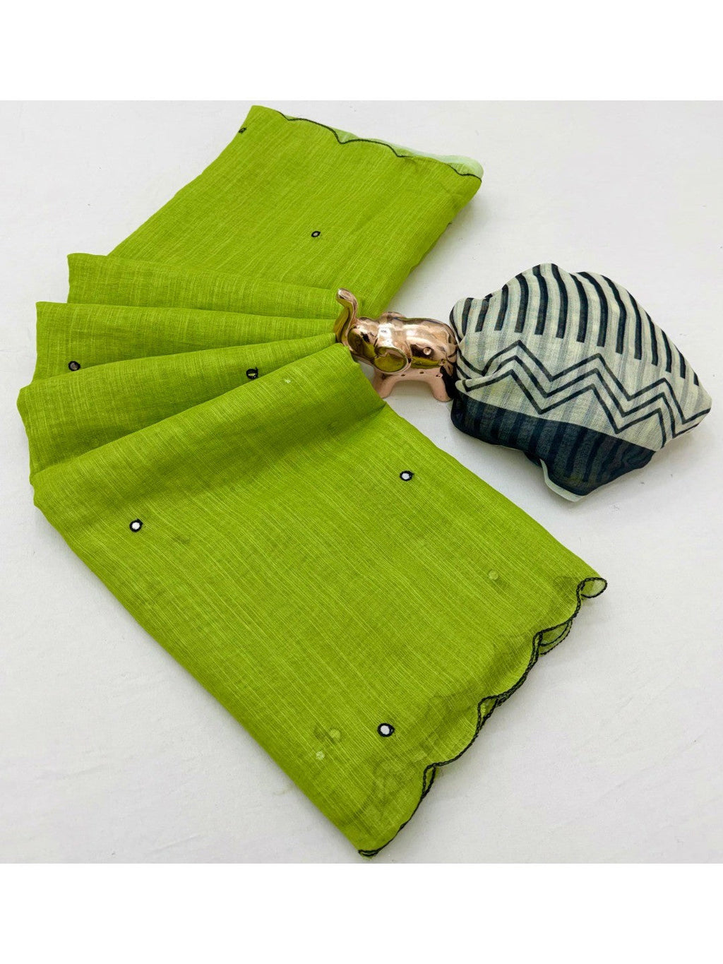 Stylish Green Linen Saree with Multicolor Printed Motifs Minimal Elegant Look