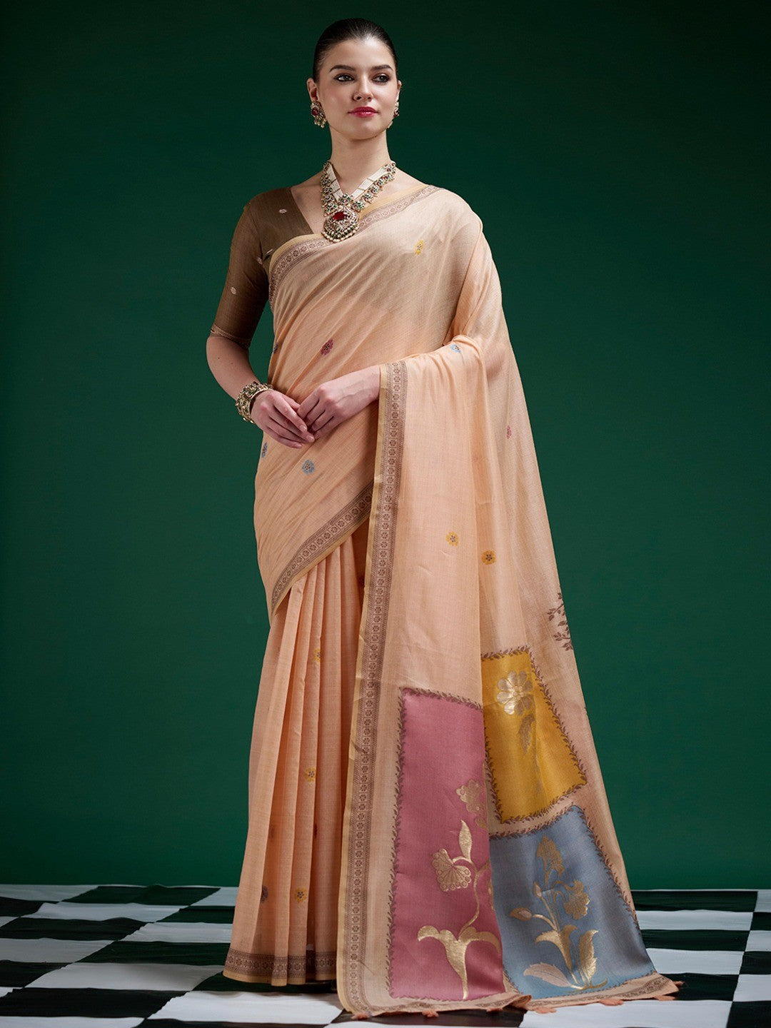 Designer Peach Jamdani Cotton Silk Saree With Floral Zari Weaving & Tassel Pallu