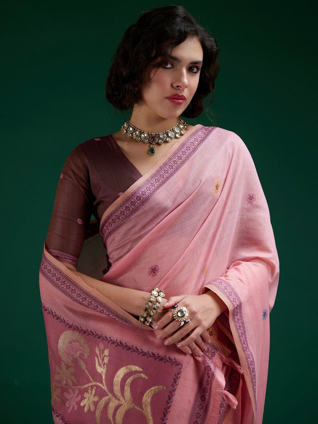 Designer Pink Jamdani Cotton Silk Saree With Floral Zari Weaving & Tassel Pallu