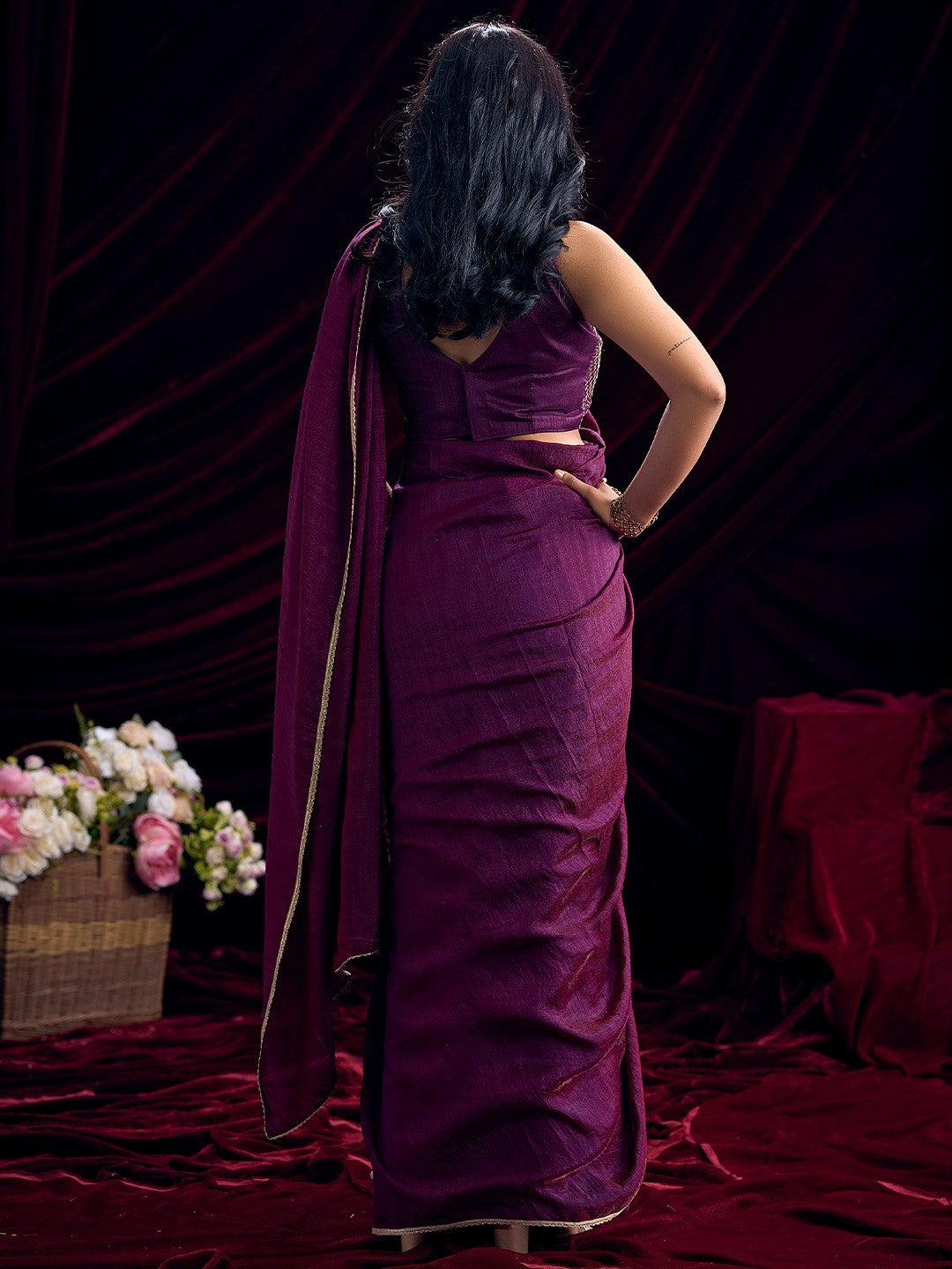 Stylish Wine Solid Art Silk Saree Featuring Lace Border With Embroidered Unstitched Blouse Piece