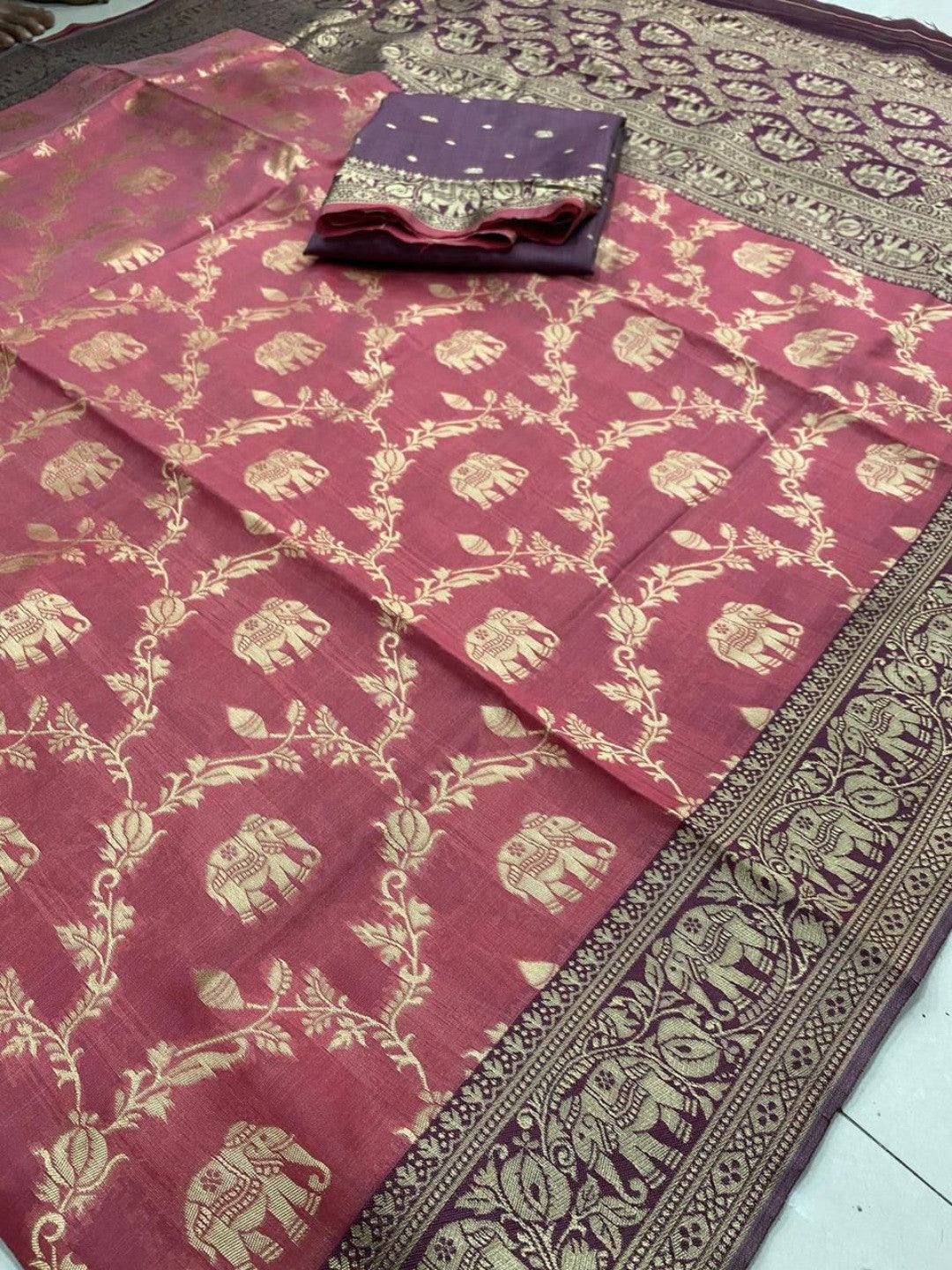 Elegant Mauve Silk Blend Woven Zari Saree with Intricate Elephant Motifs
