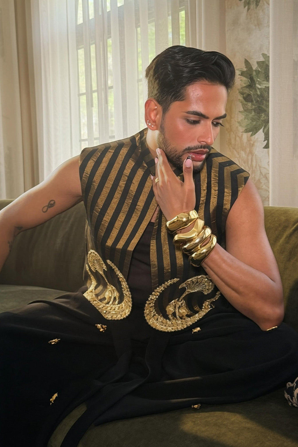 Black and Gold Chaand Koti Set