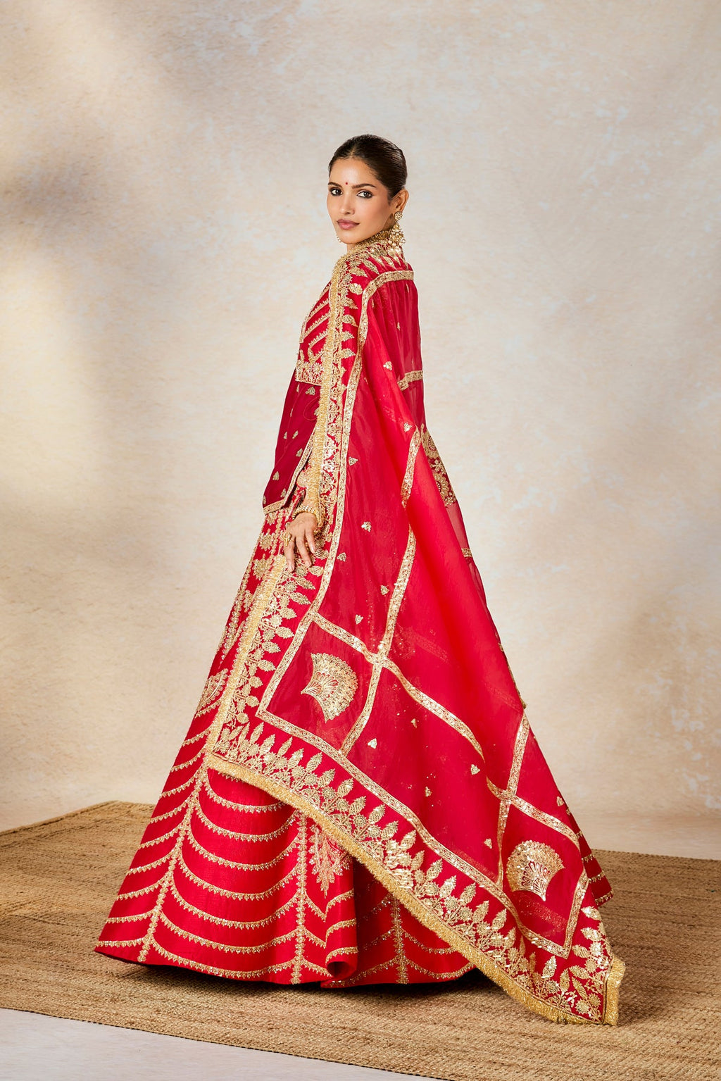 Anar Dana Lehenga
