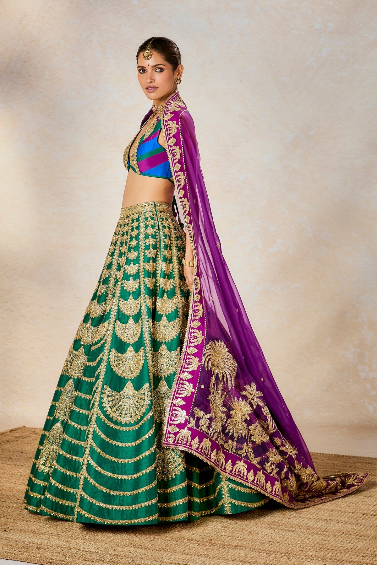 Khus Khus Lehenga