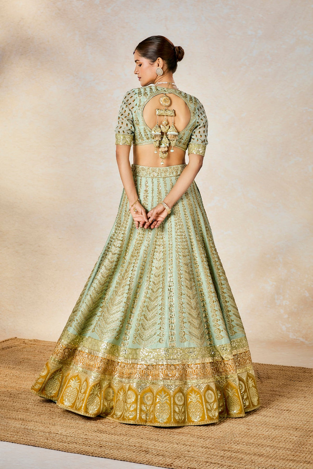 Kashni Lehenga