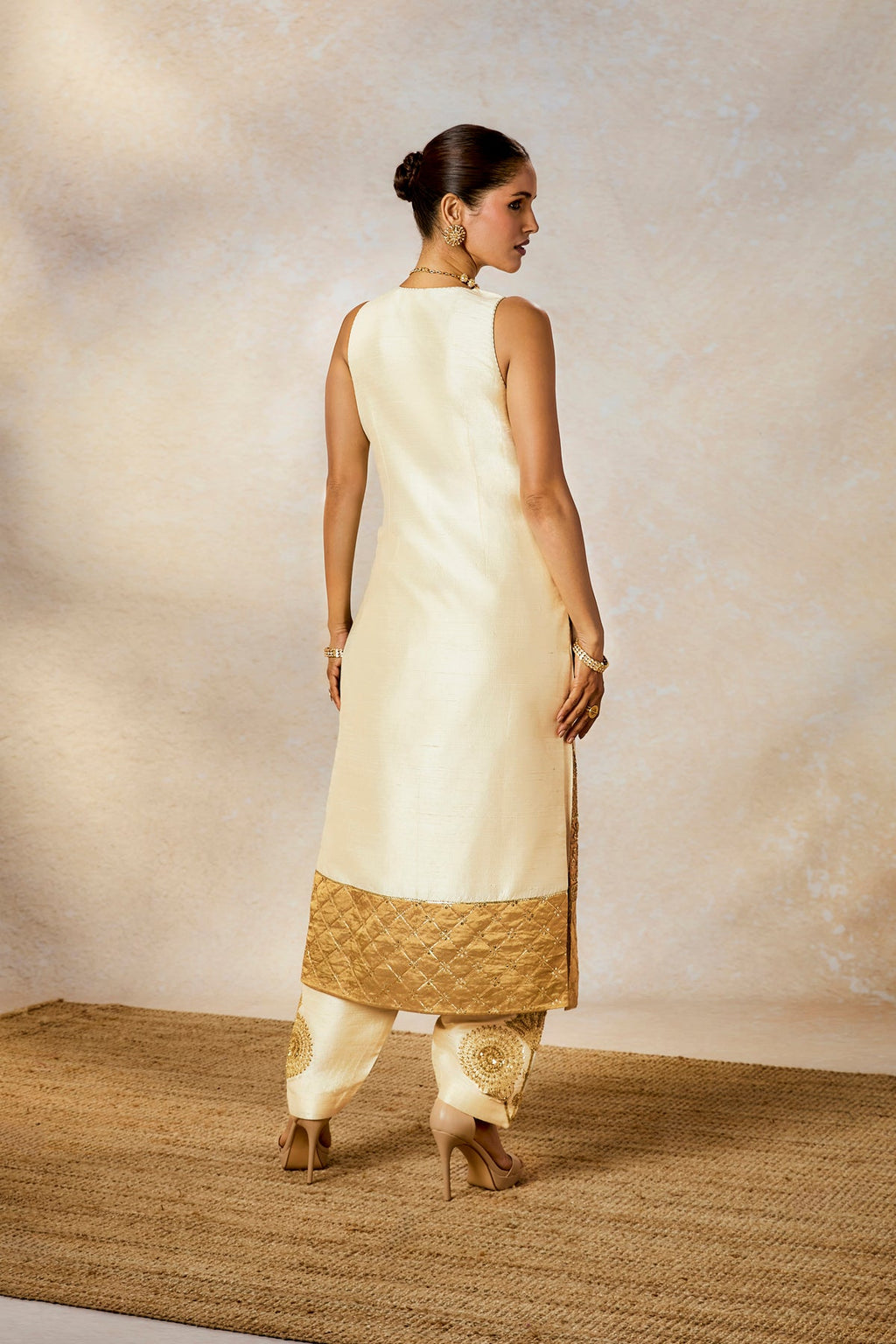 The Kalakand Salwar Set
