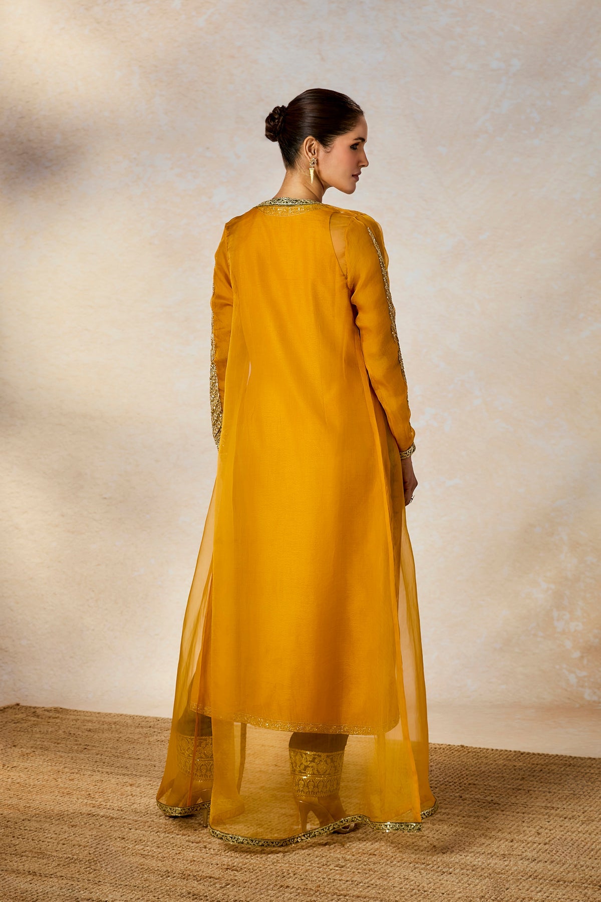 The Aam Panna Kurta Set
