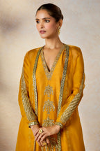 The Aam Panna Kurta Set