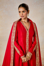Red Whispering Lily Set
