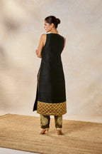 The Kala Khatta Salwar Set