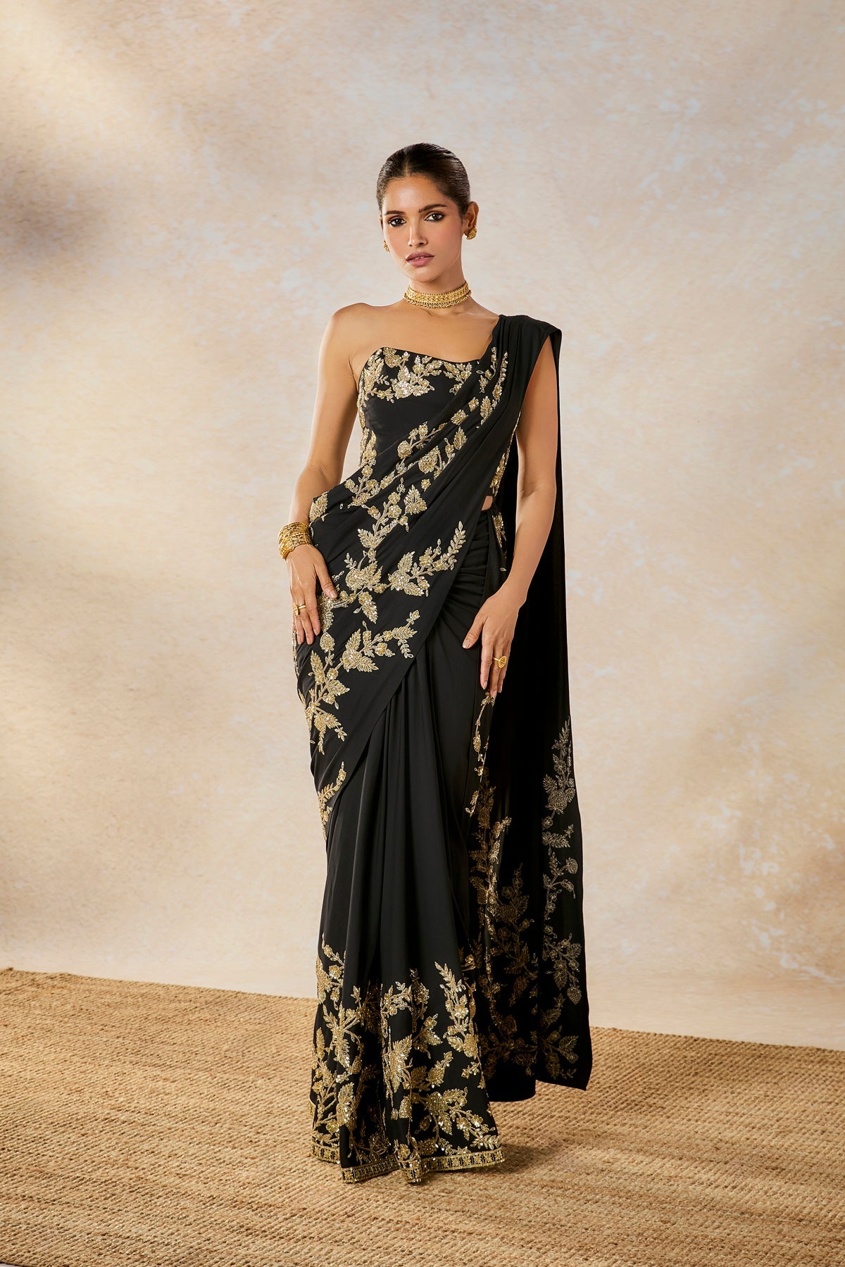 The Sunheri Bel Stitched Saree