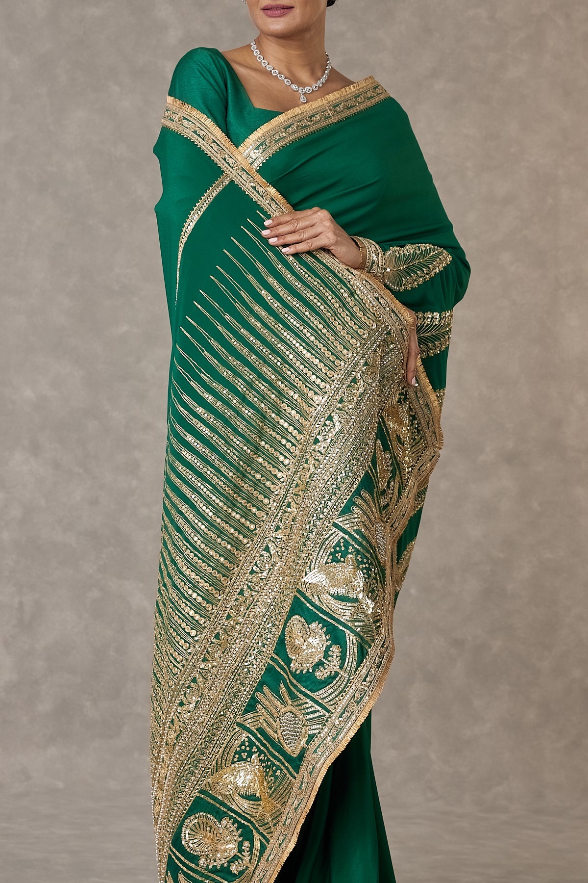 Dark green Son-Patti Saree