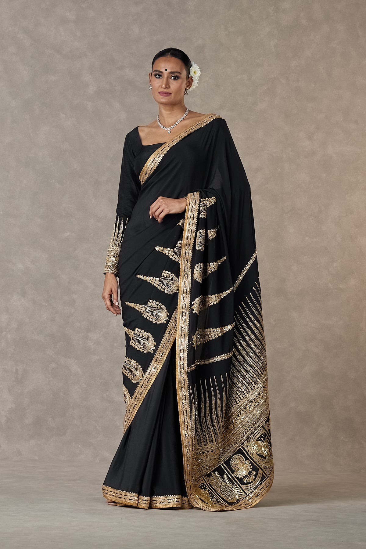 Black Son-Patti Saree