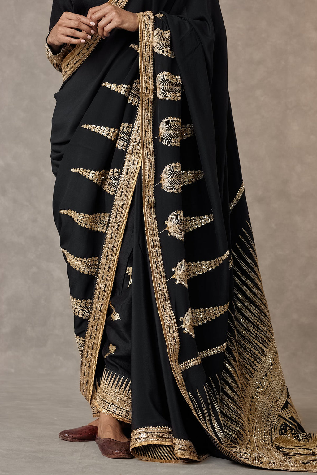 Black Son-Patti Saree