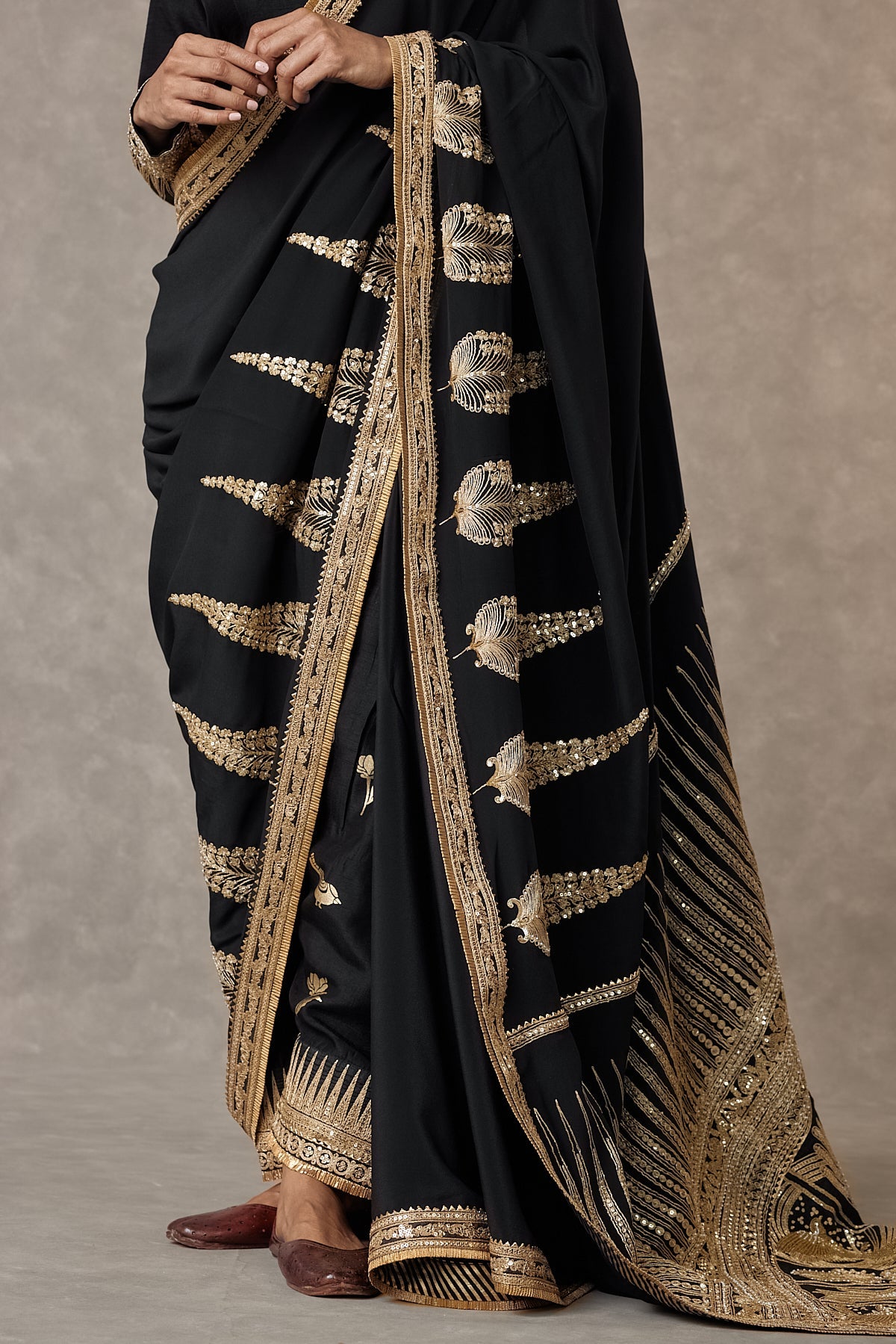 Black Son-Patti Saree