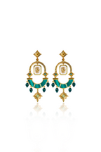 Chaand Phased Earrings