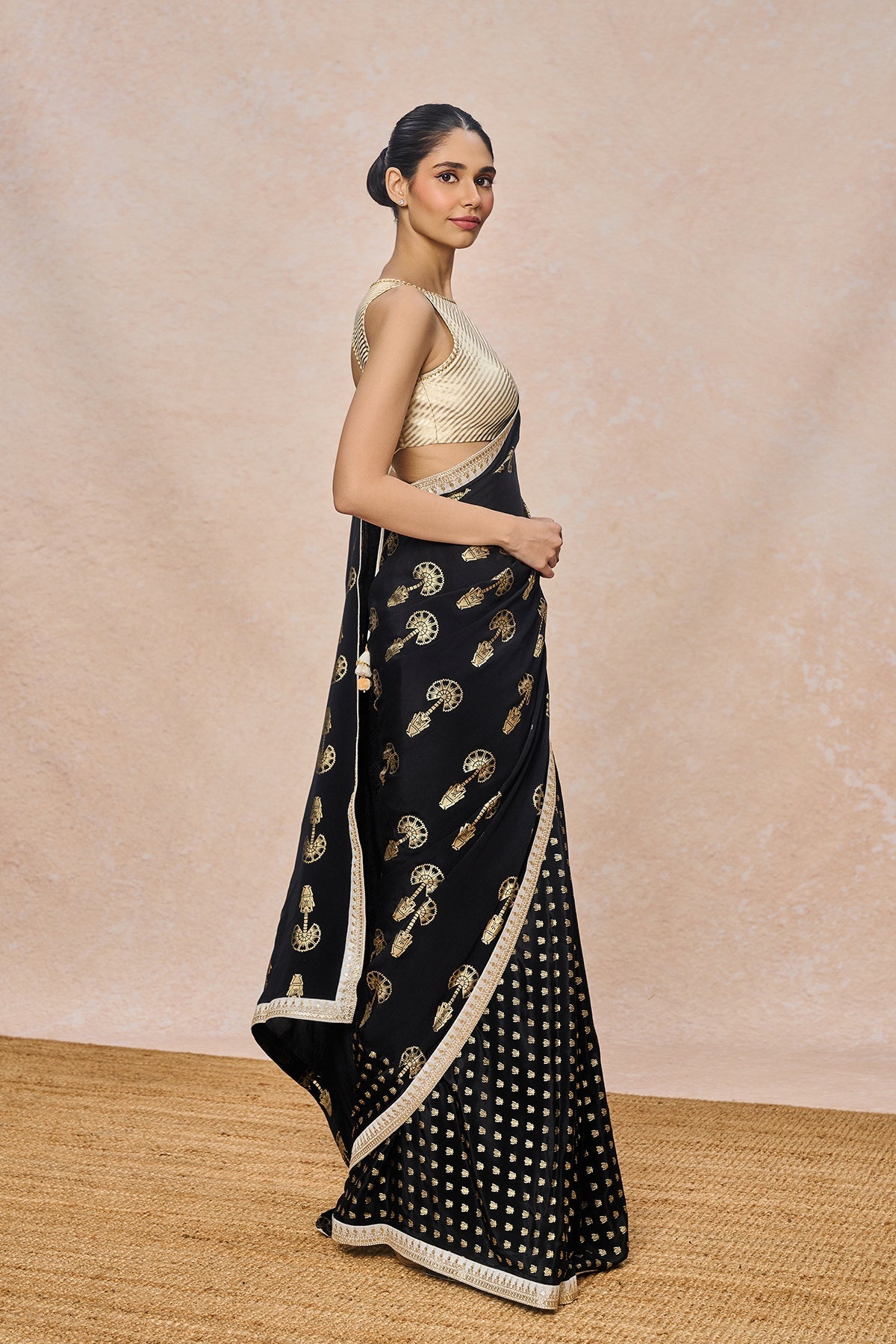Black Traveller's Palm Saree