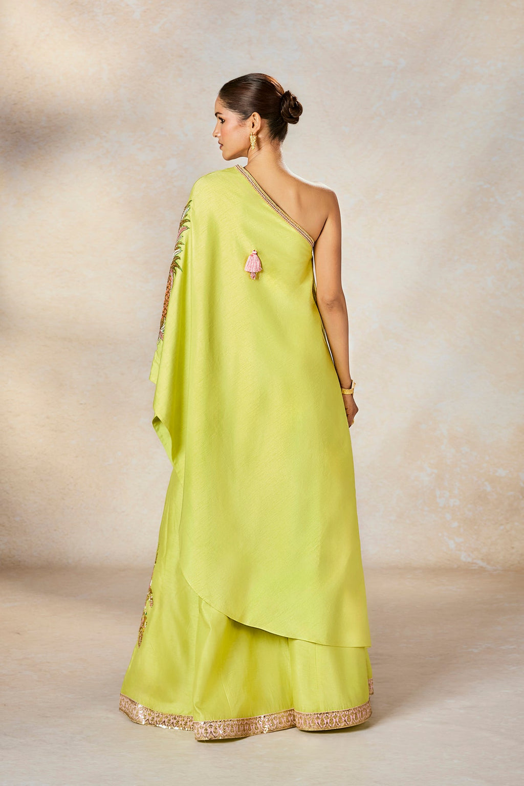The Pista Khulfi One Shoulder Set