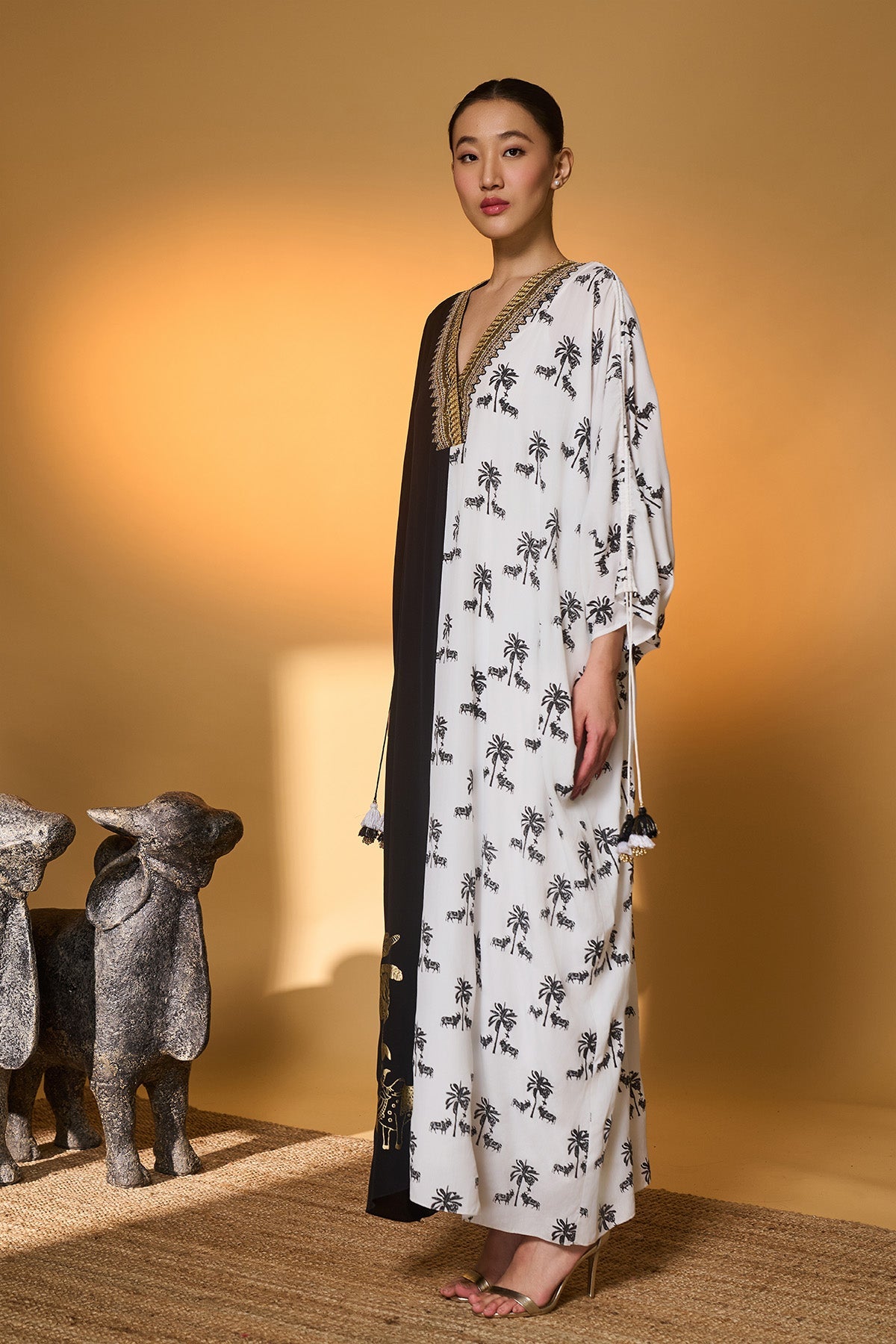 Black & White Tropical Nandi Kaftan