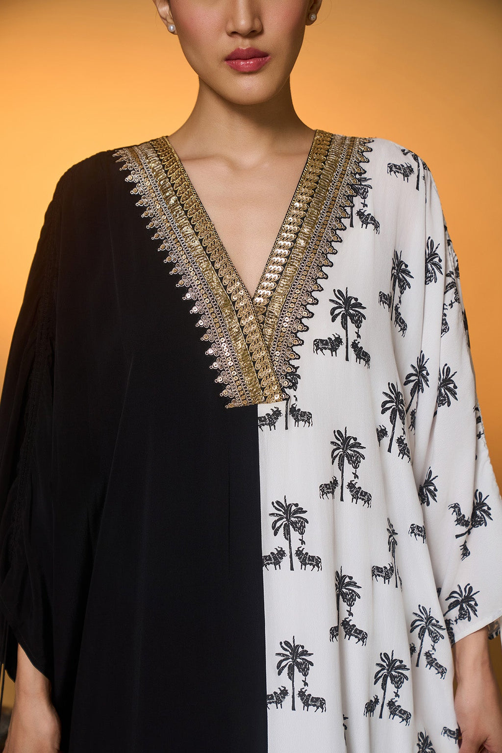 Black & White Tropical Nandi Kaftan