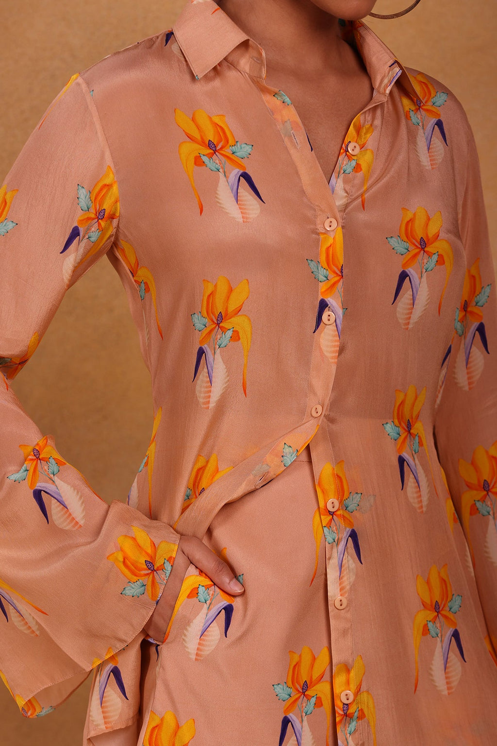 Oatmeal Florist Shirt with Shorts