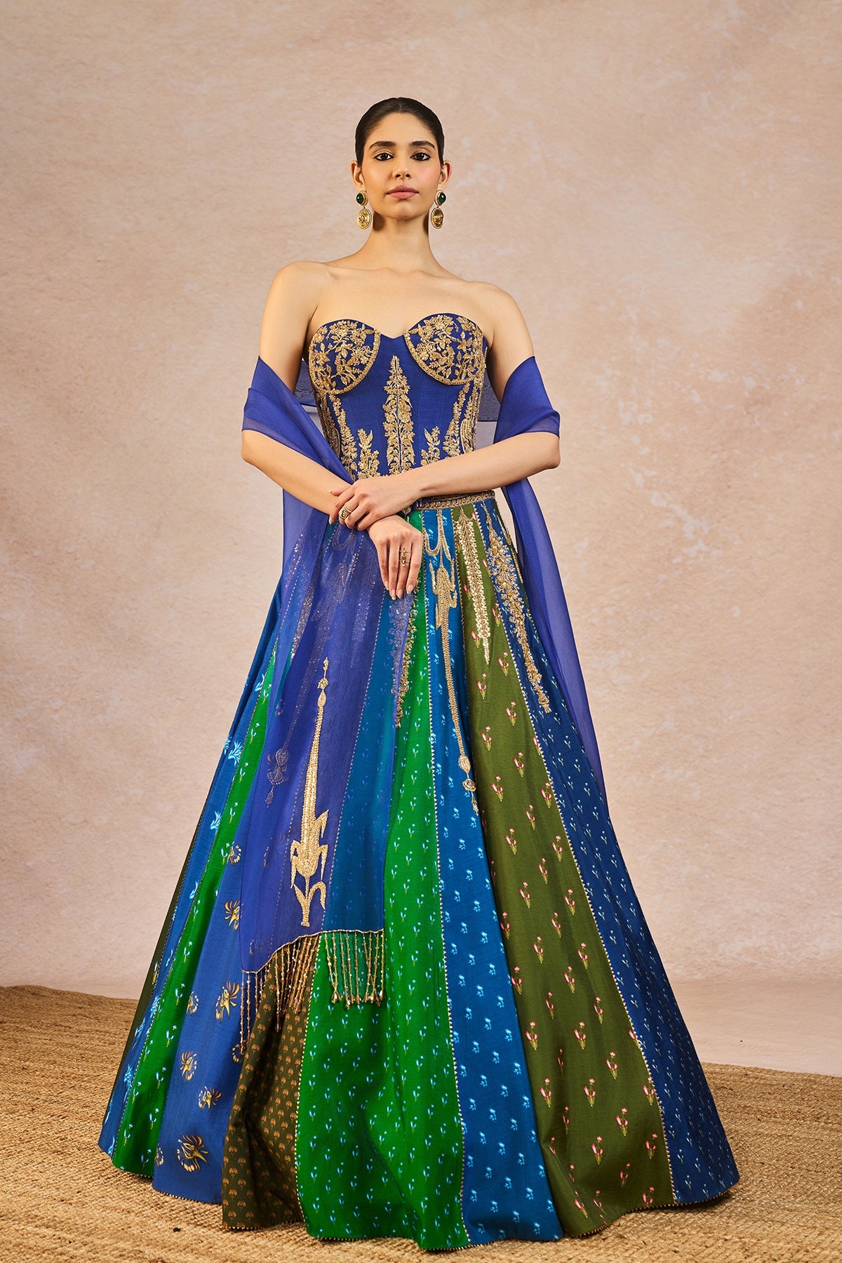 The 'Rango Sa Jahan' Lehenga