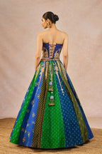 The 'Rango Sa Jahan' Lehenga