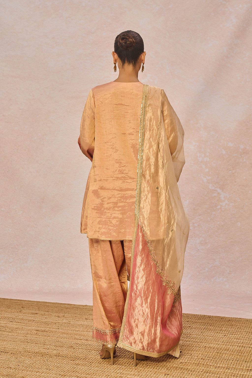 'Patakha' Set