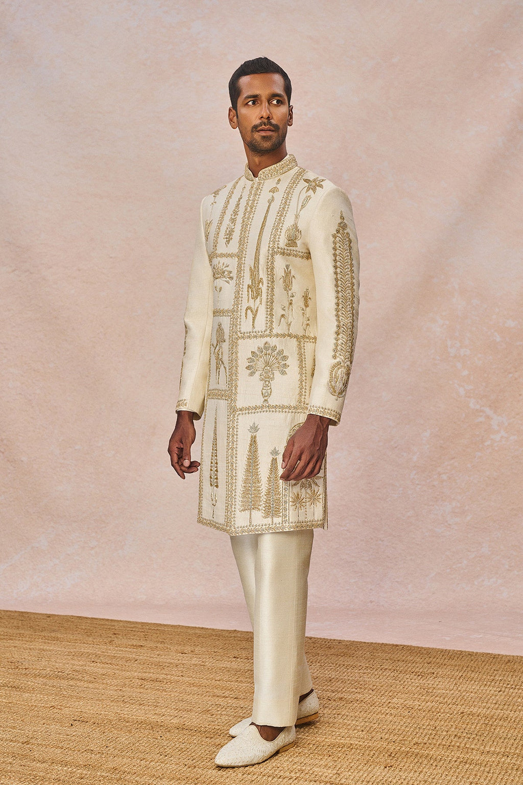 'Tere Peeche Chala Aaya' Sherwani Set