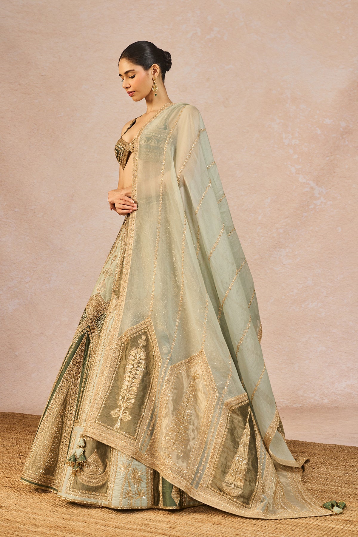 The 'Jaise Koi Sapna' Lehenga