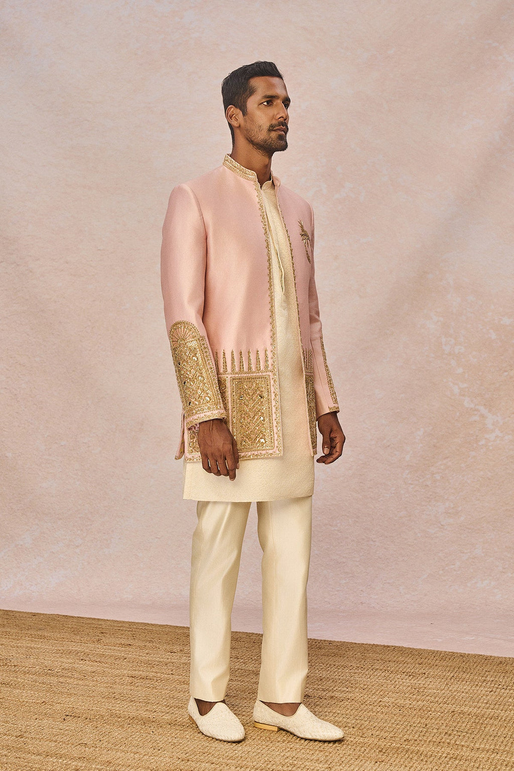 'Gulposh' Raja Koti Set