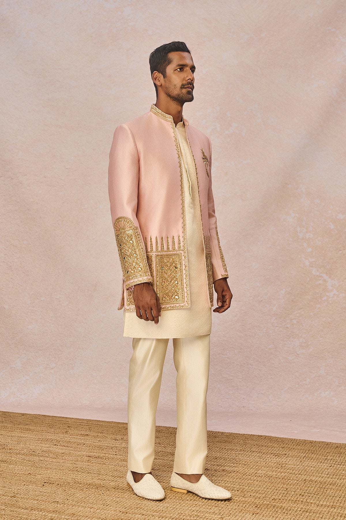 'Gulposh' Raja Koti Set