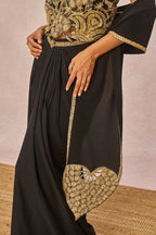 'Ajnabi Ehsaas' Set