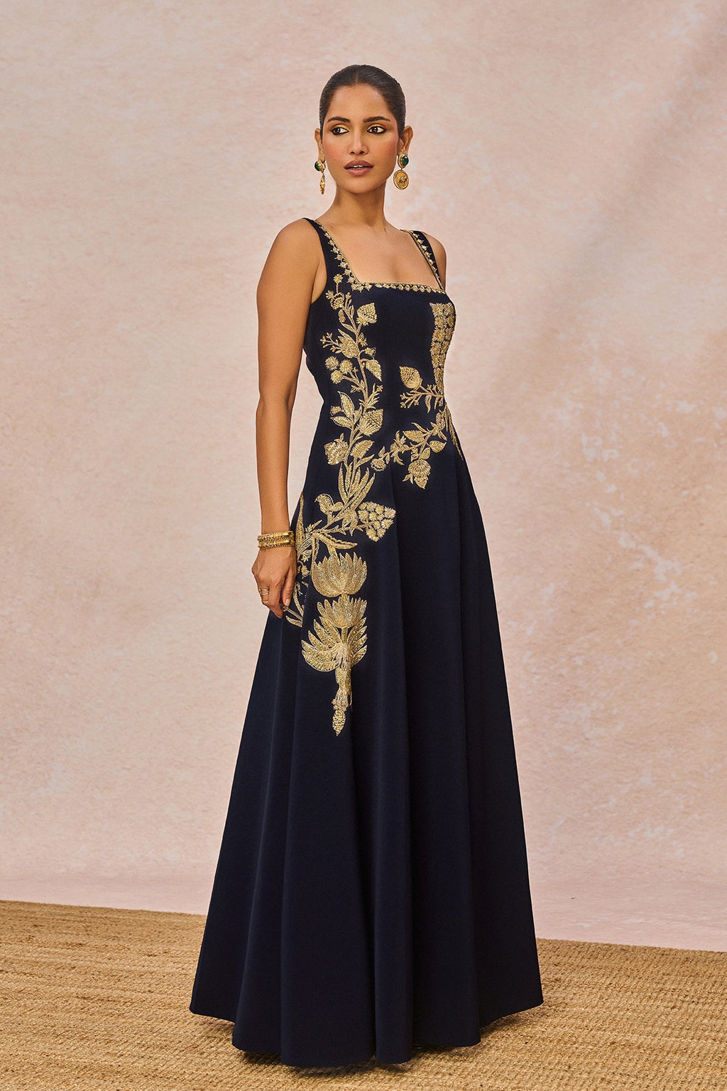 'Dil Jaanta Hai' Gown