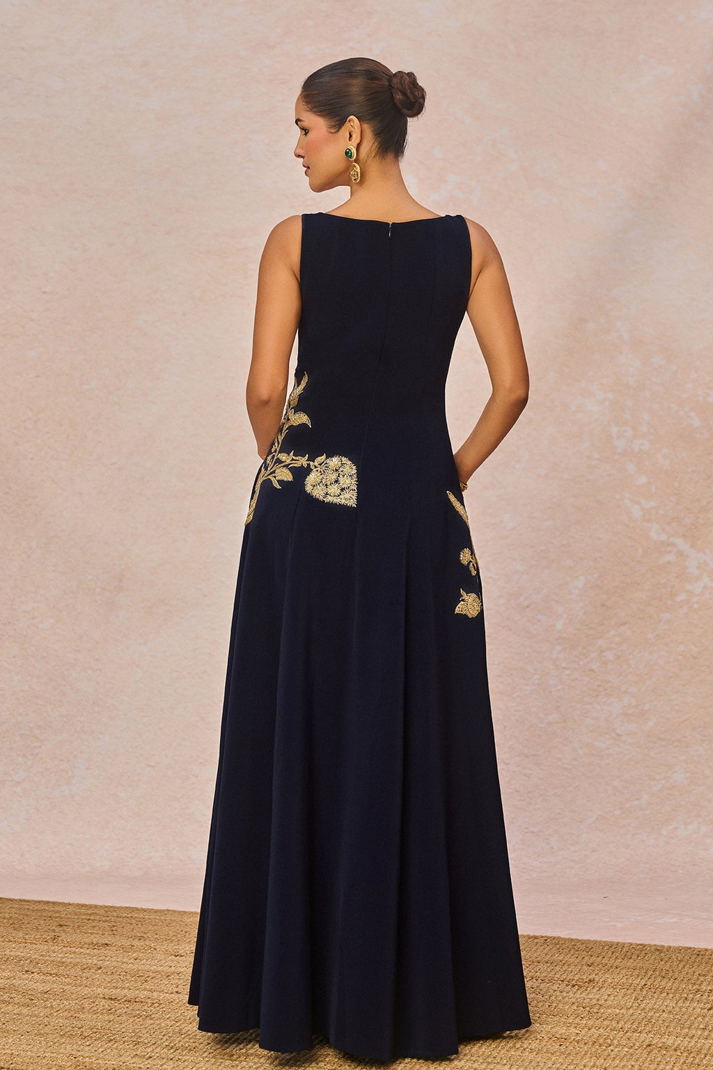 'Dil Jaanta Hai' Gown