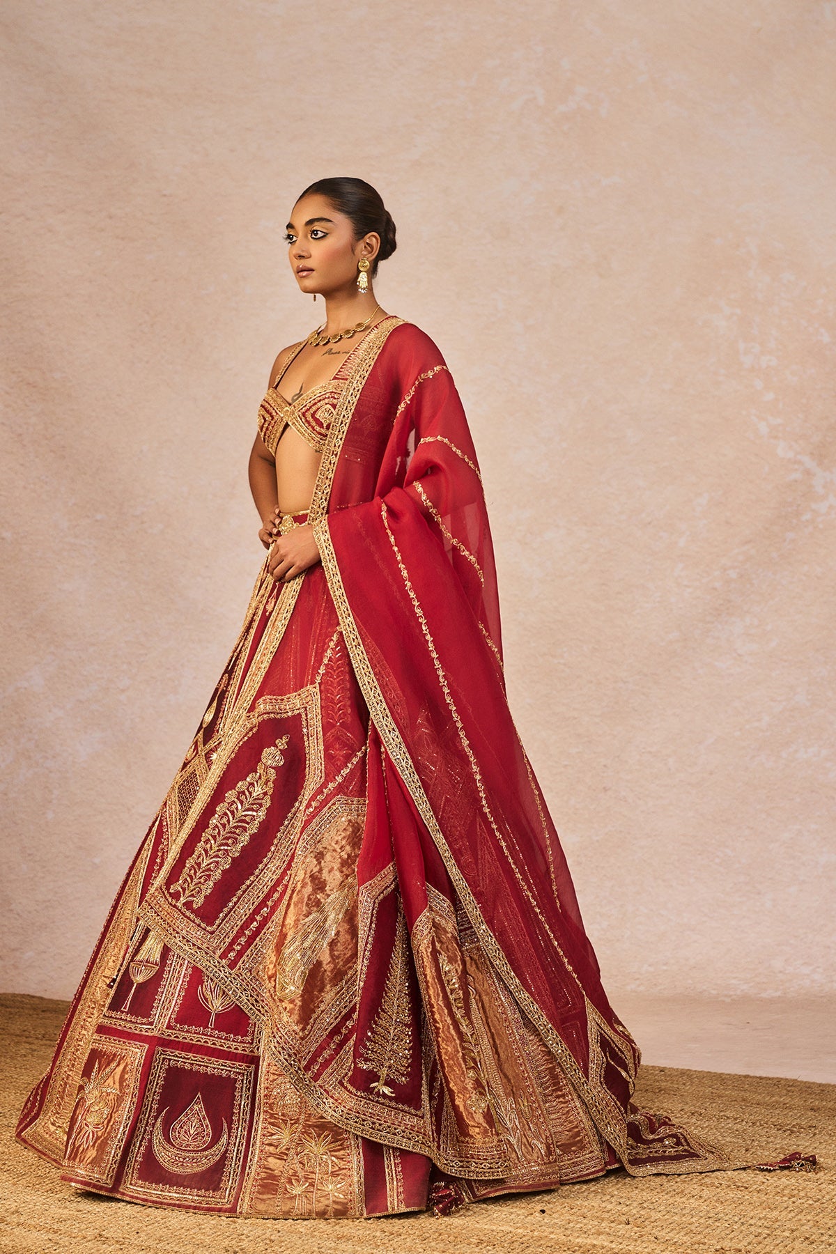 The 'Tenu Takdi Ravah' Lehenga