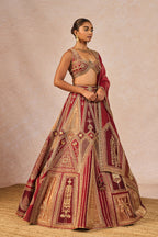 The 'Tenu Takdi Ravah' Lehenga
