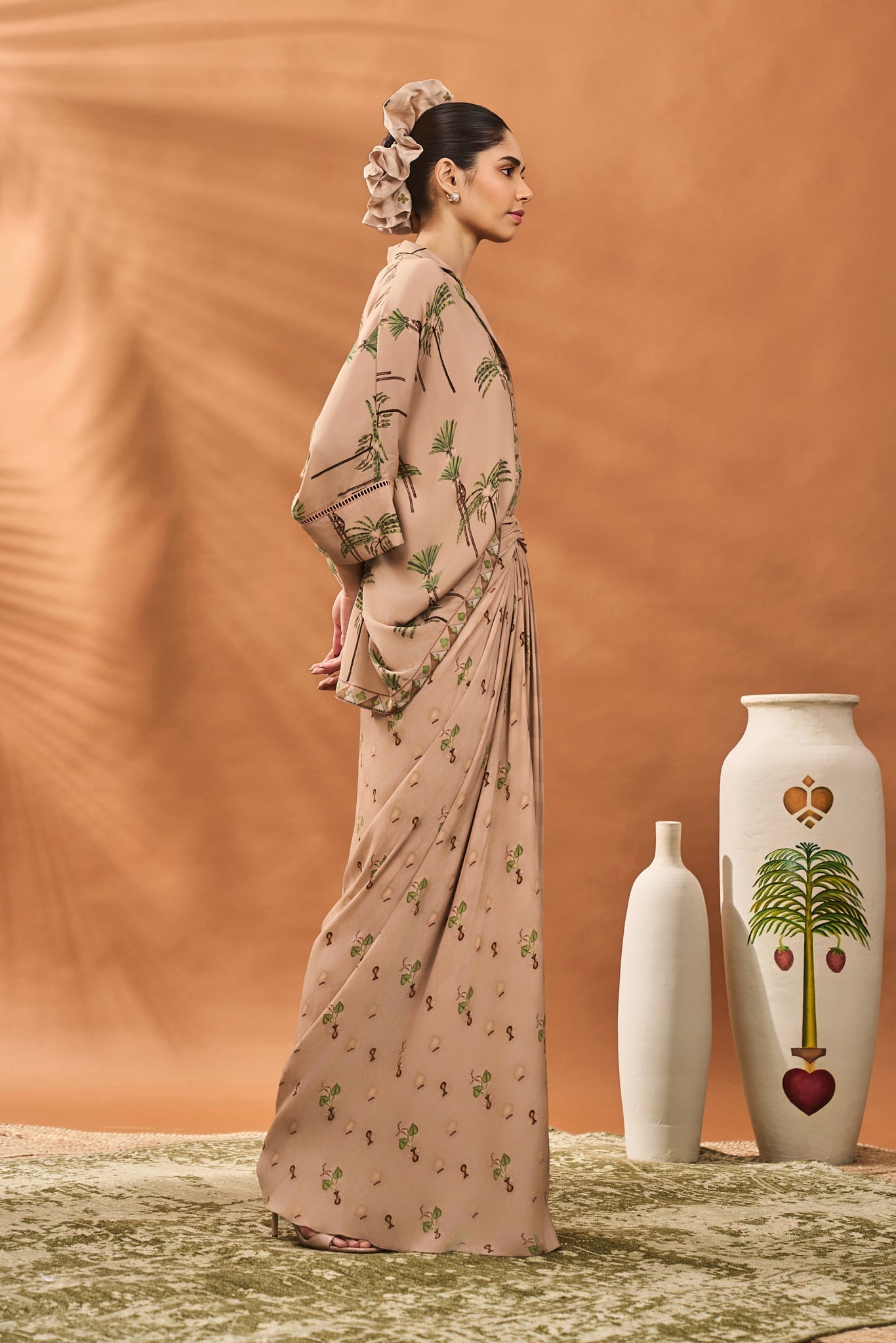 Beige Blooming Board Fusion Set
