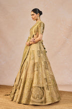 The 'Khwabon Ki Shehzadi' Lehenga