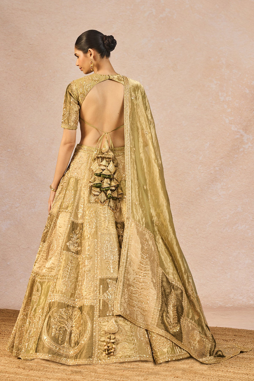 The 'Khwabon Ki Shehzadi' Lehenga