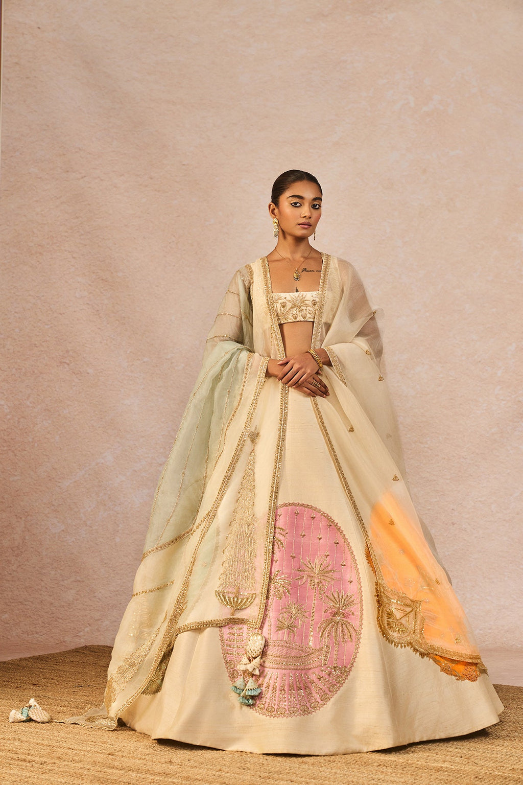 The 'Mahekti Hui Chandni' Lehenga