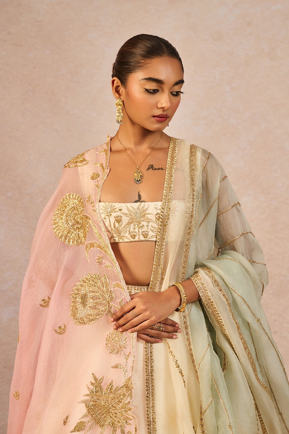 The 'Mahekti Hui Chandni' Lehenga