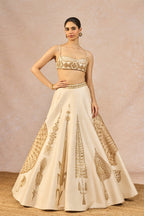 The 'Pehli Kiran' Lehenga